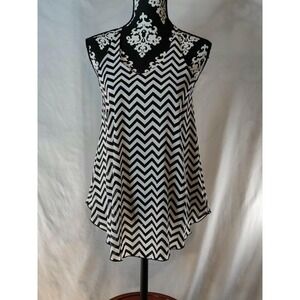 Tyche Black White Chevron Halter Neck Flowy Tunic Top Shirt Small